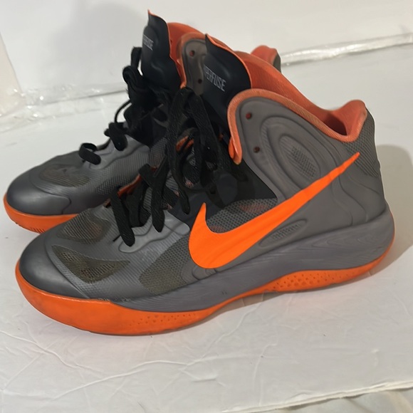 Nike Zoom Hyperfuse size 5 - Picture 3 of 12